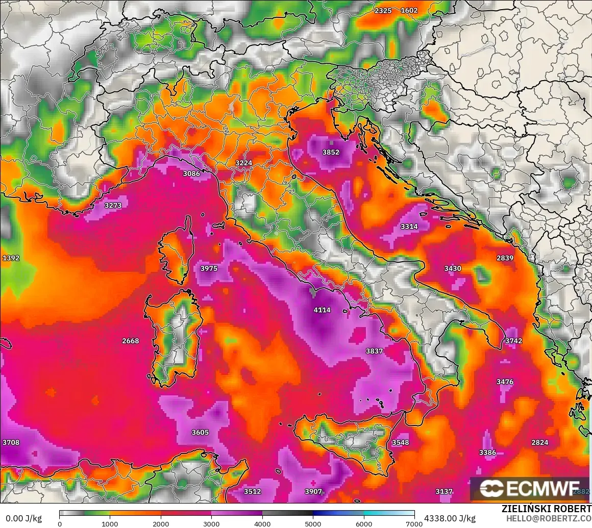 ECMWF IFS 0.25° modelo - Italia, CAPE