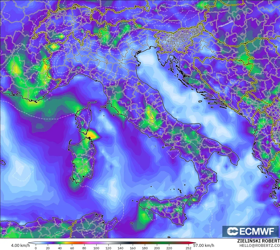 ECMWF IFS 0.25° modelo - Italia, Ráfagas de Viento Máximas