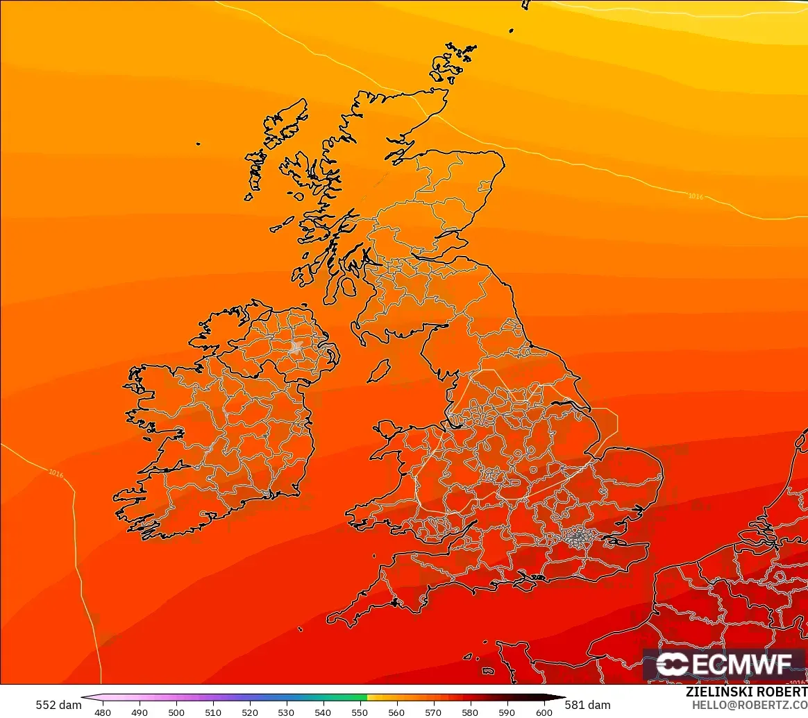 ECMWF IFS 0.25° modelo - Reino Unido, Altura geopotencial a 500 hPa