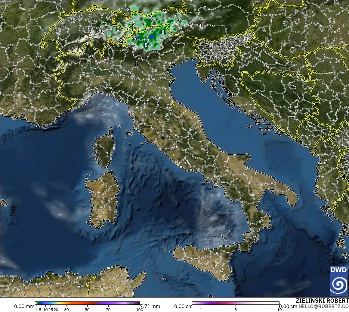 ICON modelo - Italia, Precipitación, nubes y presión